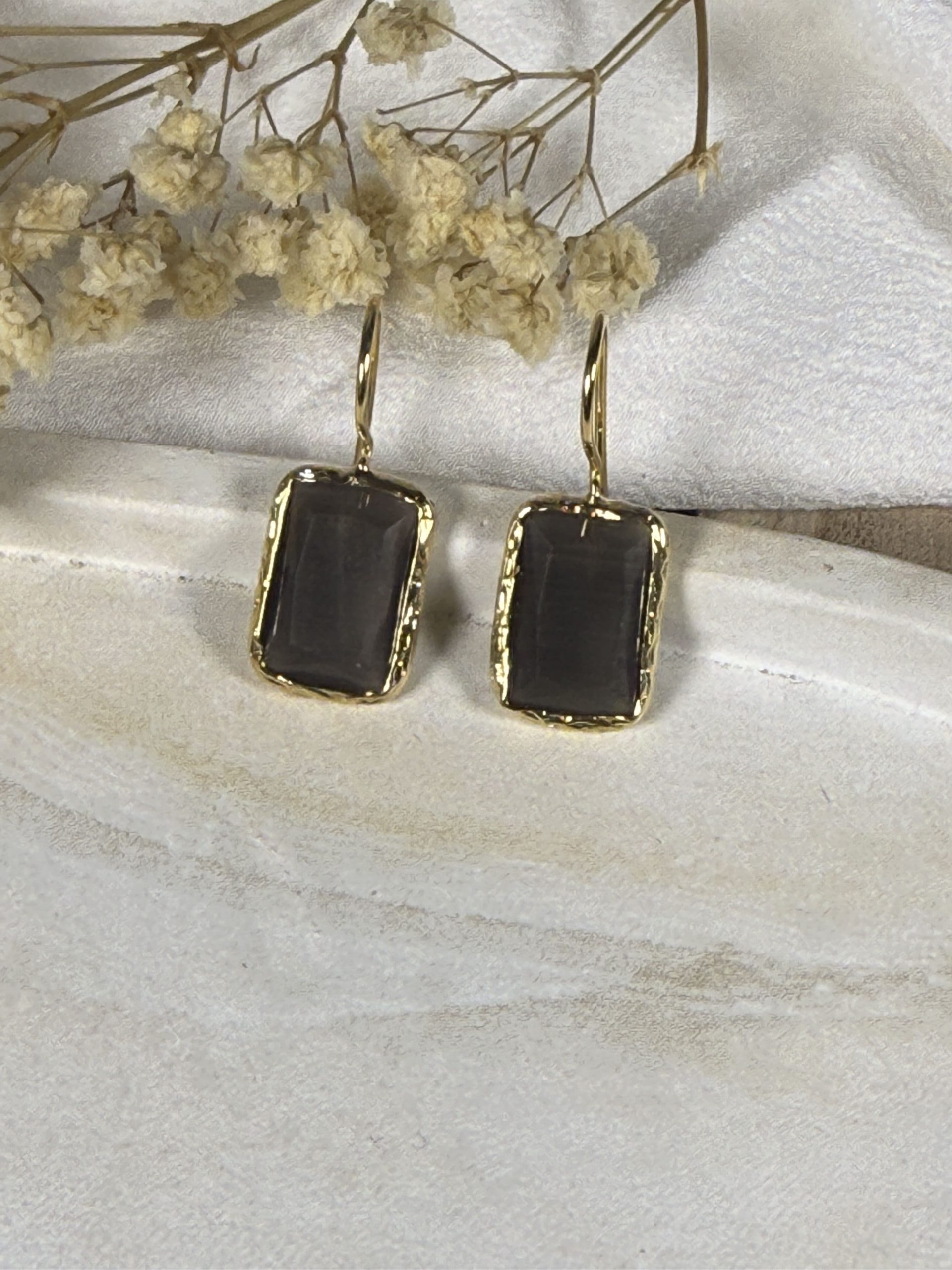 Pendientes Rectangulares con Piedra Gris
