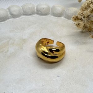 Anillo Entrelazado Dorado Ajustable